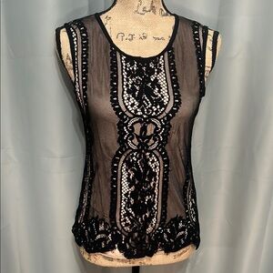 Max Studio Black Sleeveless Graphic Blouse